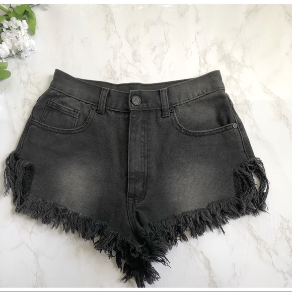 UNIF Slitz Black Denim High Waist Shorts Size 26 - Picture 3 of 5